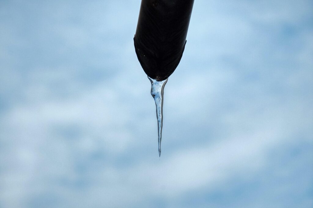 icicle, frozen, gutter, cold, winter